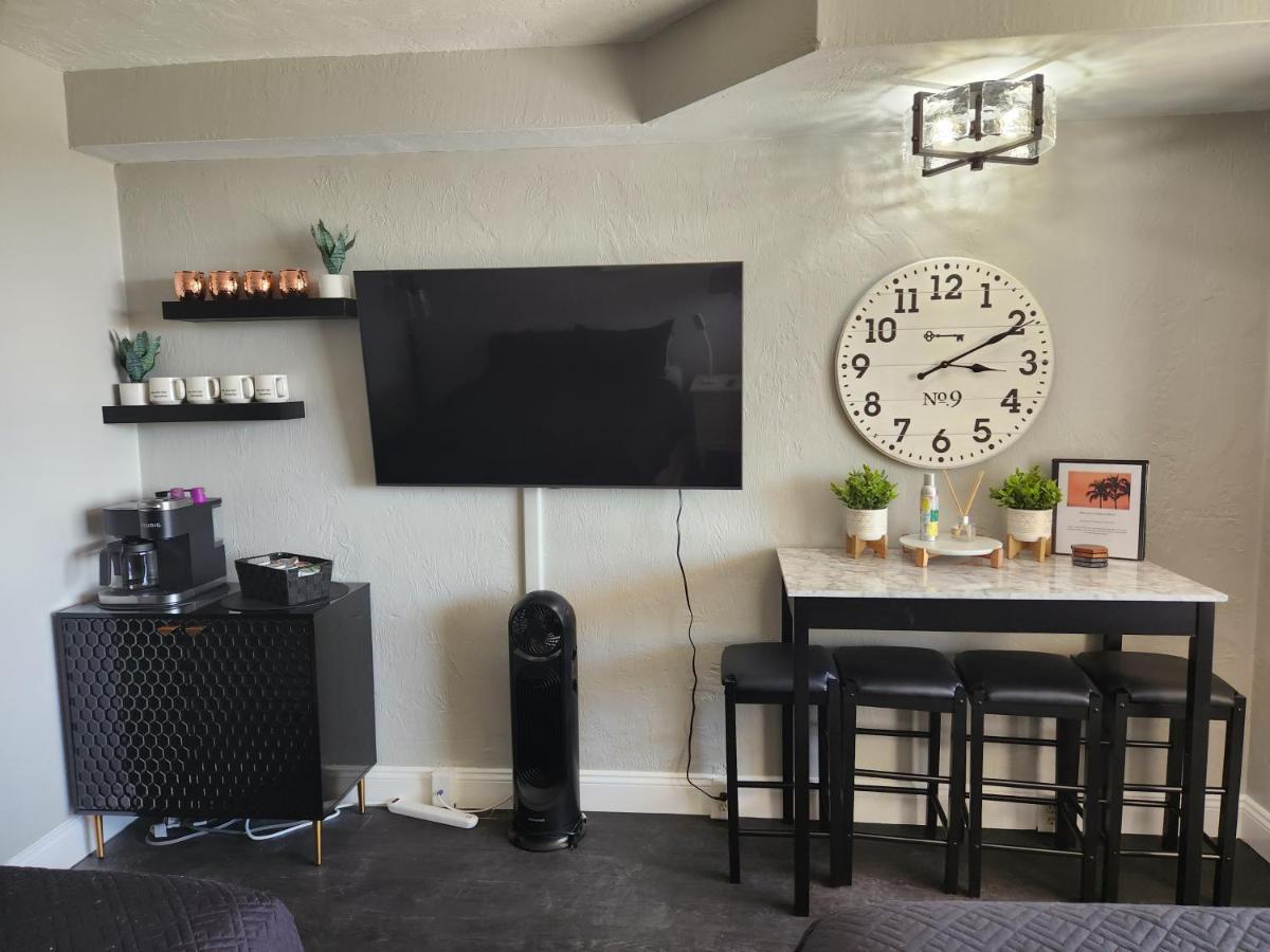 Modern Beach Condo-Дейтона Бийч Екстериор снимка
